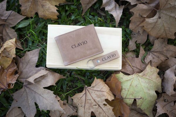 Carteira e chaveiro em corino/ personalizado (acompanha caixa de madeira para presentear) - Image 6